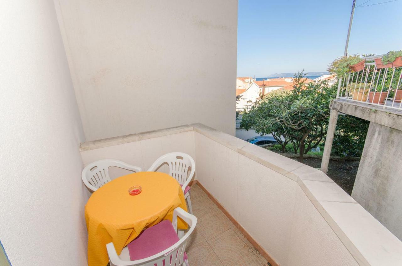 Apartments And Room Sun & Sea Podgora Bagian luar foto