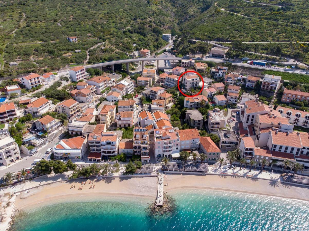 Apartments And Room Sun & Sea Podgora Bagian luar foto